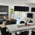 Modern House Luna With Pool Rovinjsko Selo