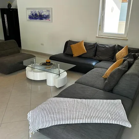 Villa Modern House Luna With Pool *