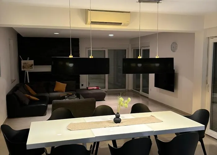 Modern House Luna With Pool Vila